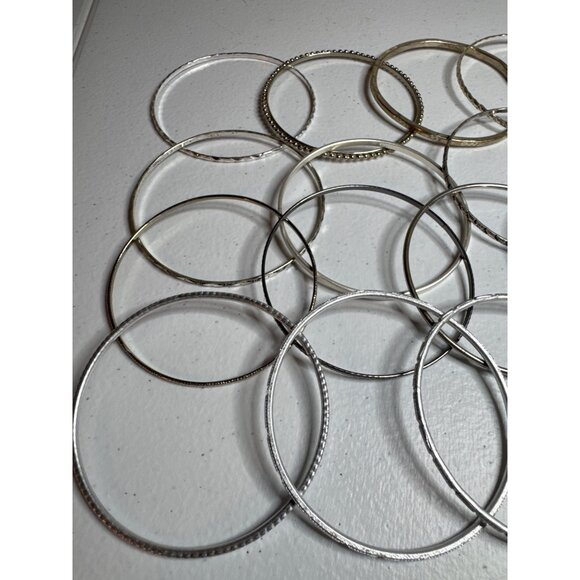 Bangle Bracelets Womens Lot Of 20 Mixed Silver-Tone Textured Unbranded - Picture 5 of 8
